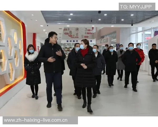 重庆足球队在世锦赛中的团队协作表现分析与评价 重庆足球队在世锦赛中的团队协作表现分析与评价